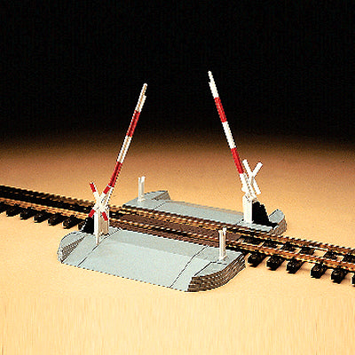 G CROSSING GATES