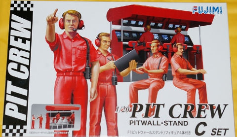 FUJIMI 1/20 Pit Crew (4) w/Pitwall Stand