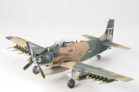 TAMIYA 1/48 Douglas A1J Skyraider
