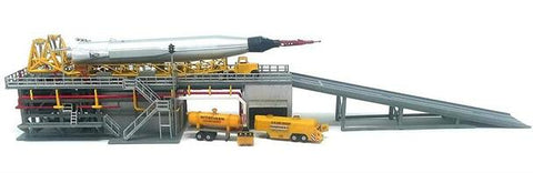ATLANTIS 1/110 Atlas w/ Launch Pad/Mercury Capsule Plastic Model Kit, Skill Level 3