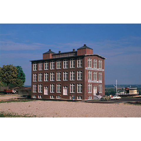 WALTHERS HO Front Street Warehouse Kit