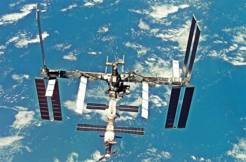 DRAGON 1/400 NASA: International Space Station Phase 2007