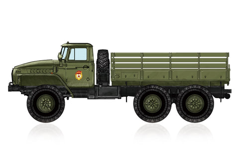HOBBY BOSS 1/72  RUSSIAN URAL TRUCK