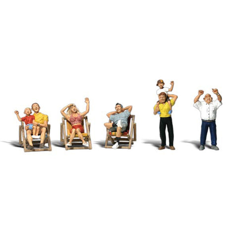 WOODLAND SCENICS HO Figures: Spectators
