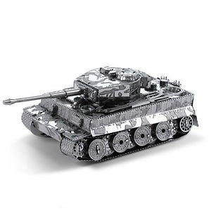 METAL EARTH Tiger Tank
