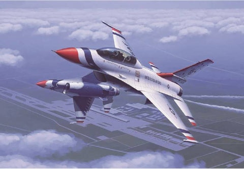 HOBBYBOSS  1/72 F-16D FALCON
