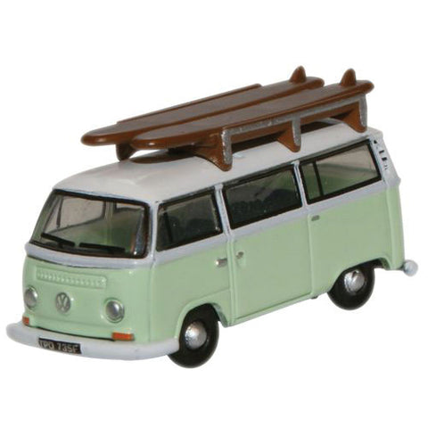 N VW BAY-WINDOW VAN GREEN