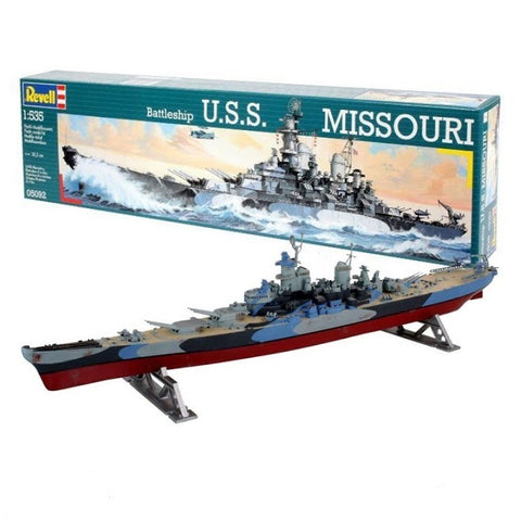 REVELL 1/535 USS BATTLESHIP