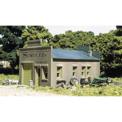 HO SCHULTZ'S GARAGE KIT