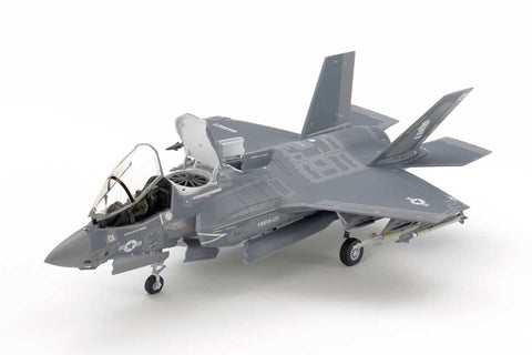 TAMIYA 1/72 Lockheed Martin F-35 B Lightning II